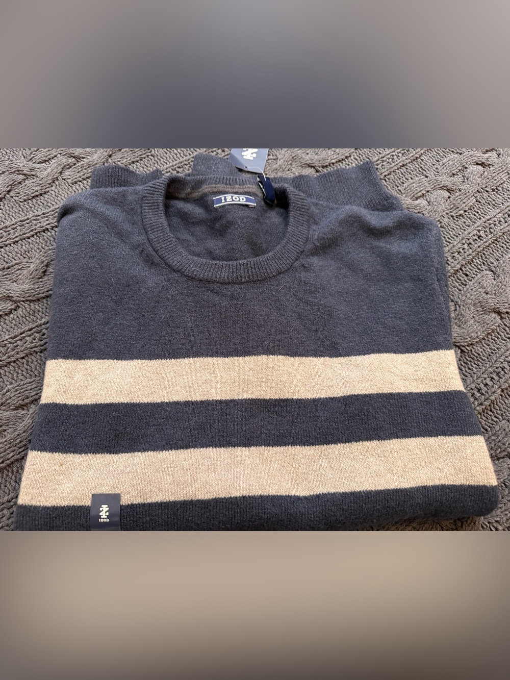 Izod Men’s Crewneck Sweater in Navy Blue & Gray Stripes (Large) NWT